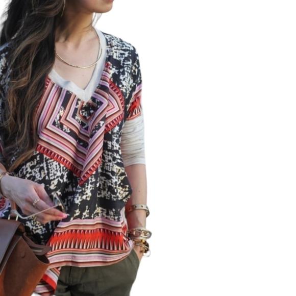 CAbi Aztec Tribal Diamond Scarf Top Size XS 100% Silk Front - Picture 4 of 11